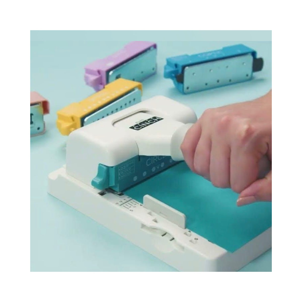 Mini cinch máquina encuadernadora We R Makers - Cáceres Crafts
