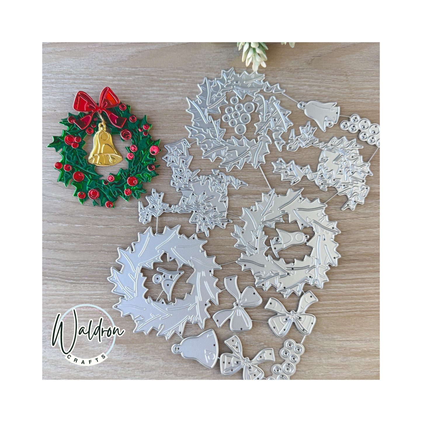 Troquel Corona Navideña